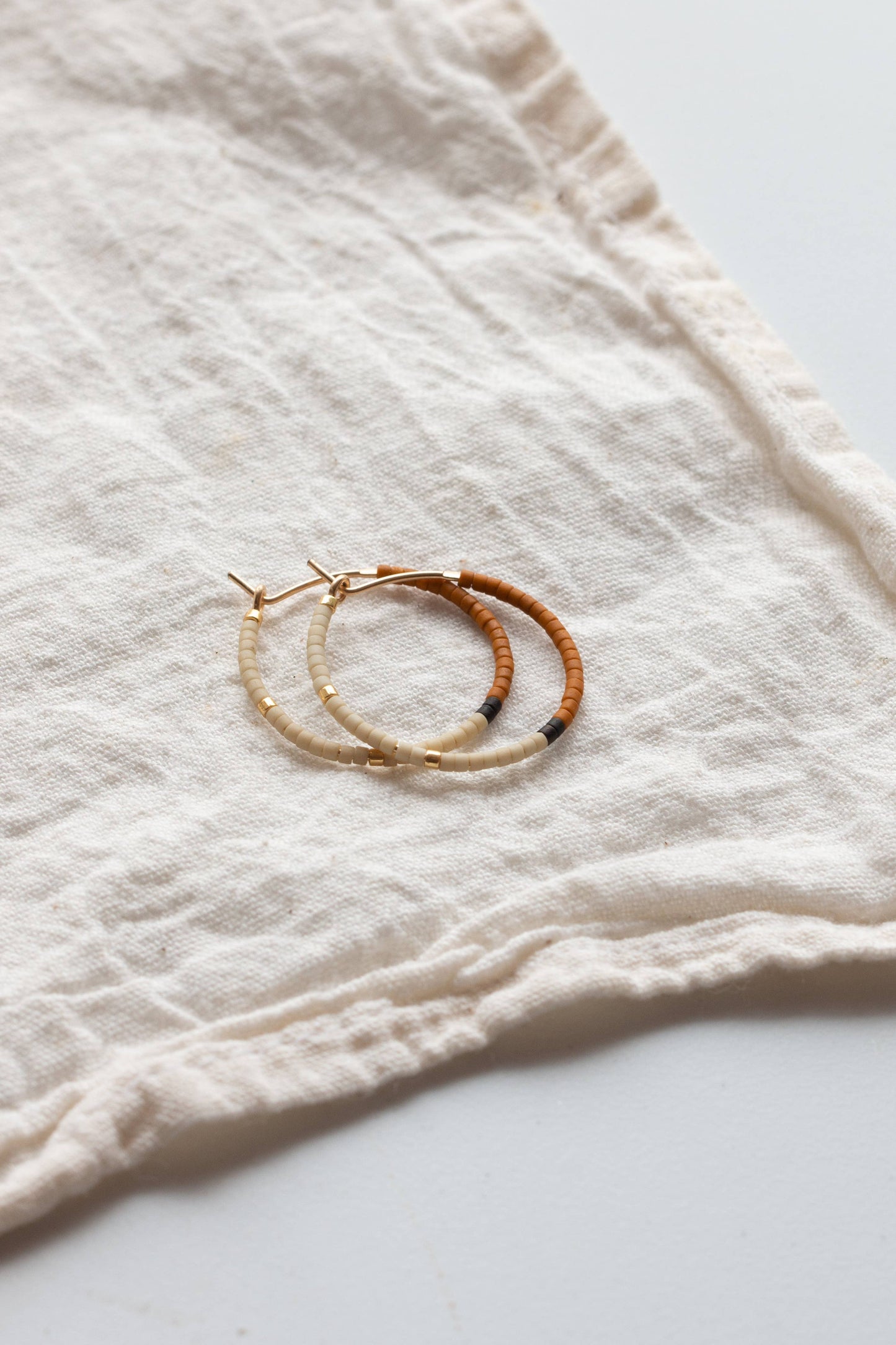 Small Mala Hoops / Rust