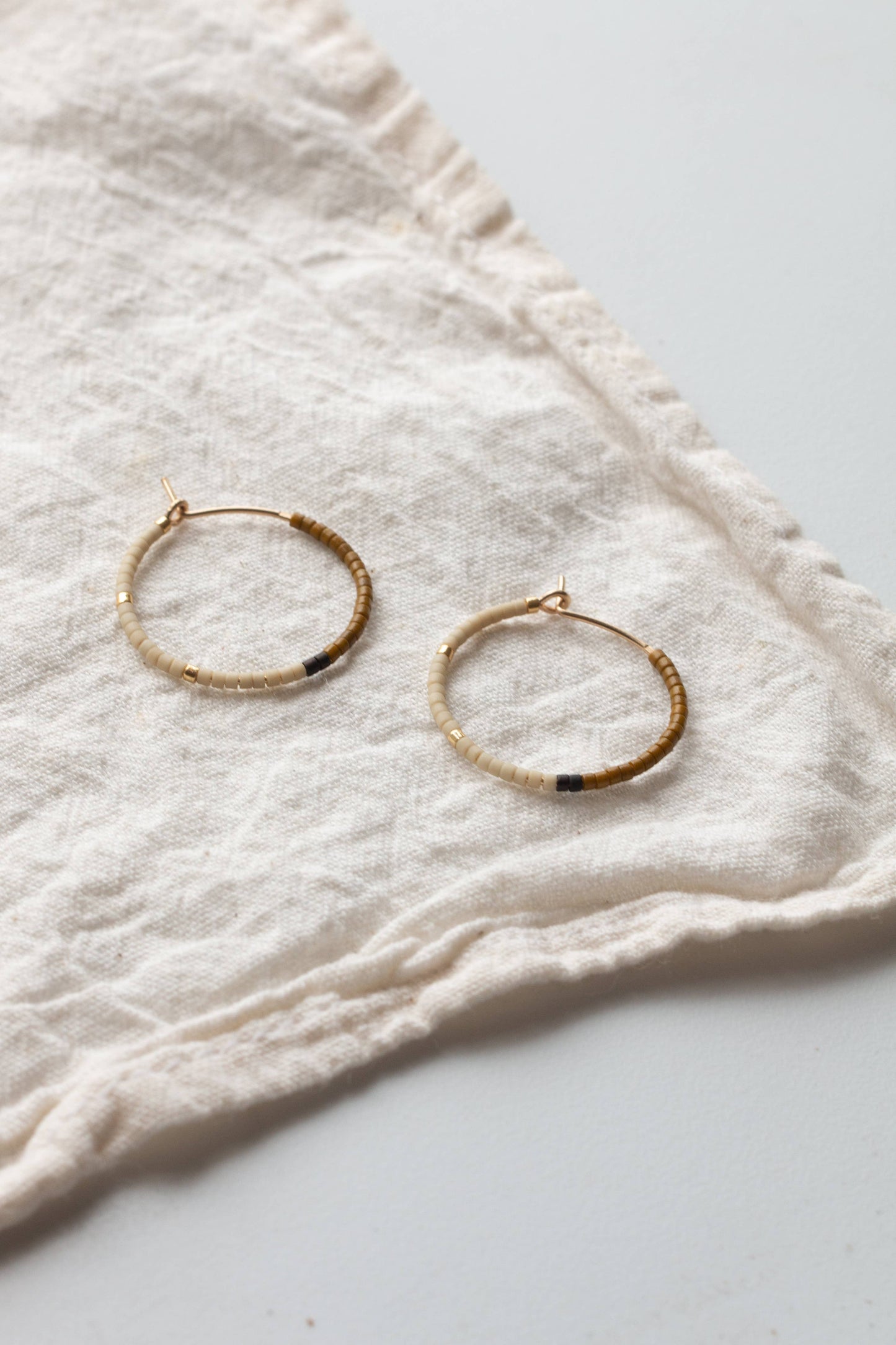 Small Mala Hoops / Rust