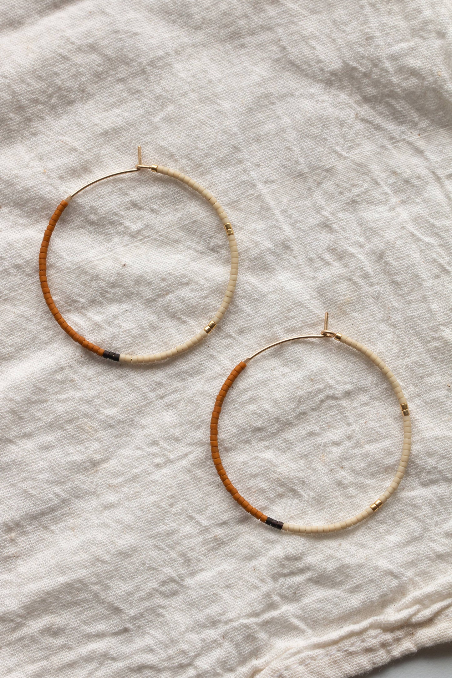 Small Mala Hoops / Rust