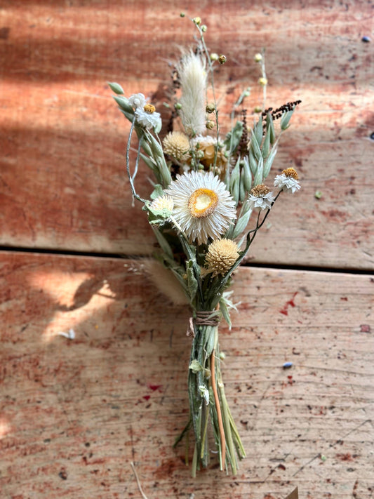 Dried Neutral Floral Bouquet